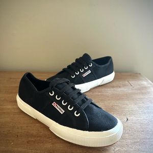 Superga 2750 Cotu Classic Sneakers Black White (like new)